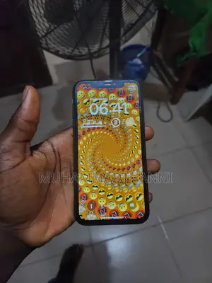 Apple iPhone 11 64 GB Black