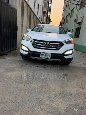 Hyundai Santa Fe 2015 White