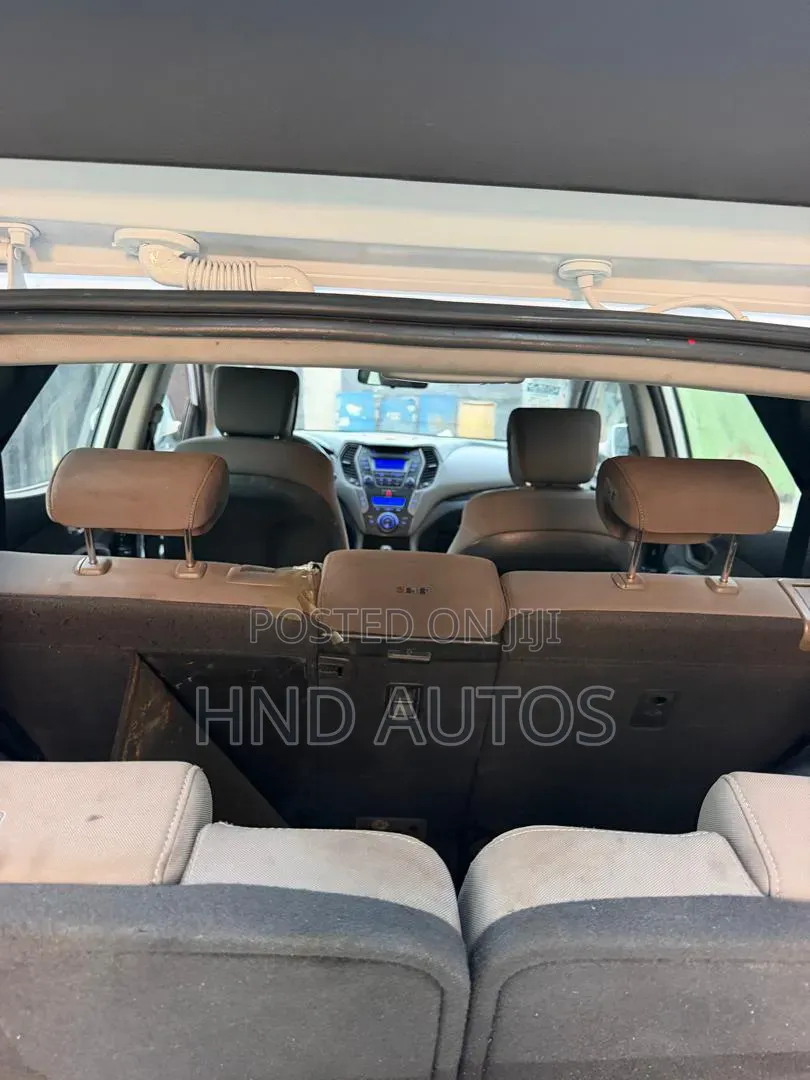 Hyundai Santa Fe 2015 White