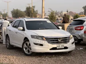 Honda Crosstour 2010 White