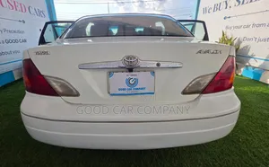 Toyota Avalon XL Buckets 2001 White