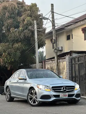 Mercedes-Benz C300 Sport 4Matic Sedan AWD (2.0L 4cyll 7A) 2016 Blue