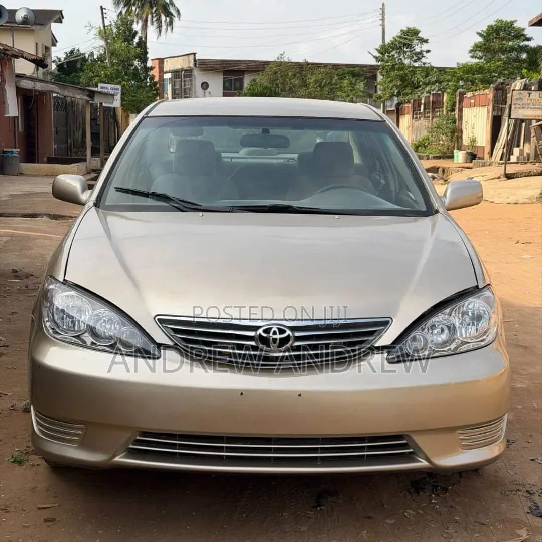Toyota Avanza 2009 Gold