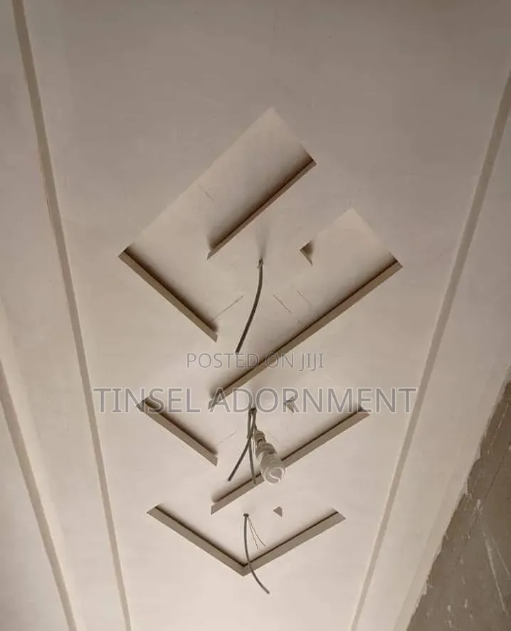 Pop Ceiling and Wall Screeding