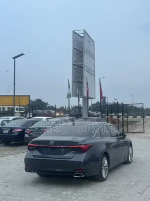 Toyota Avalon 2019 Blue