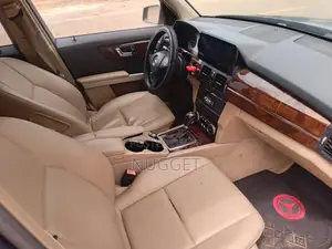 Mercedes-Benz GLK-Class 2010 Gray