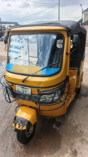 Tricycle 2022 Yellow