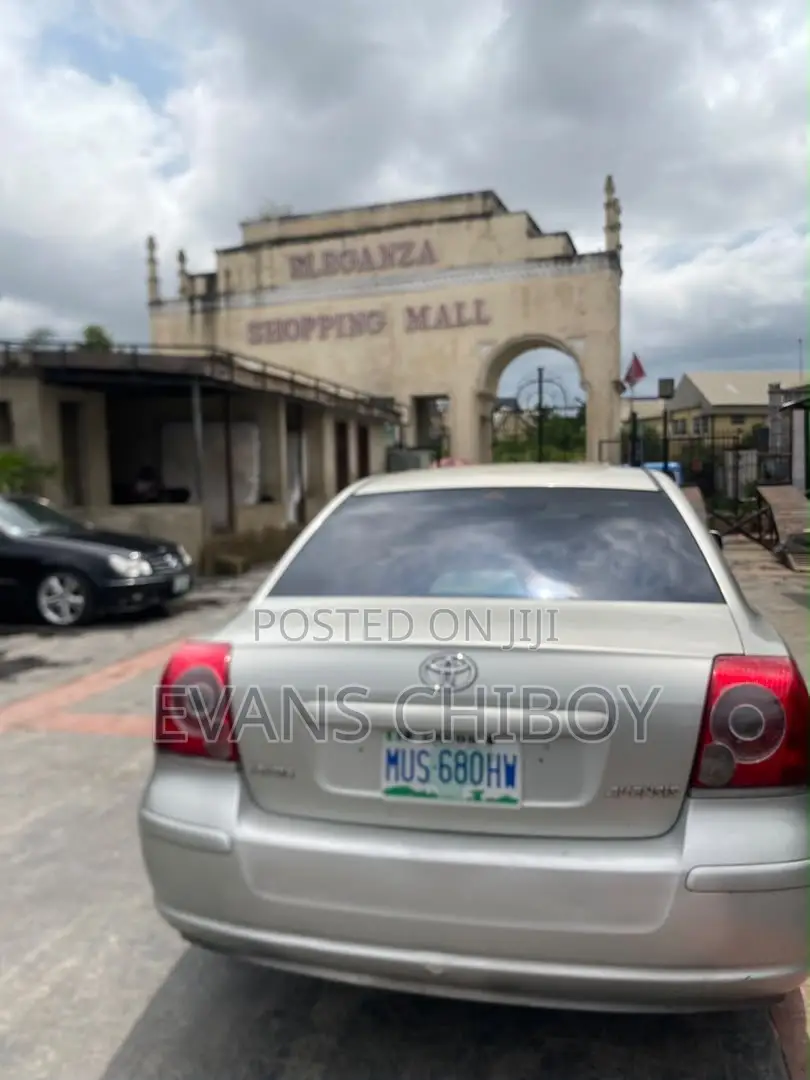 Toyota Avensis 2008 Silver