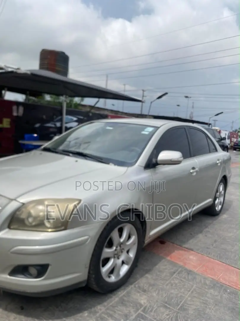 Toyota Avensis 2008 Silver
