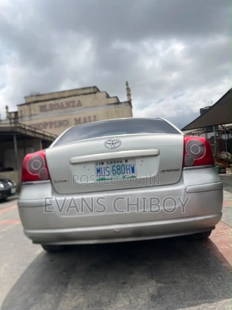Toyota Avensis 2008 Silver