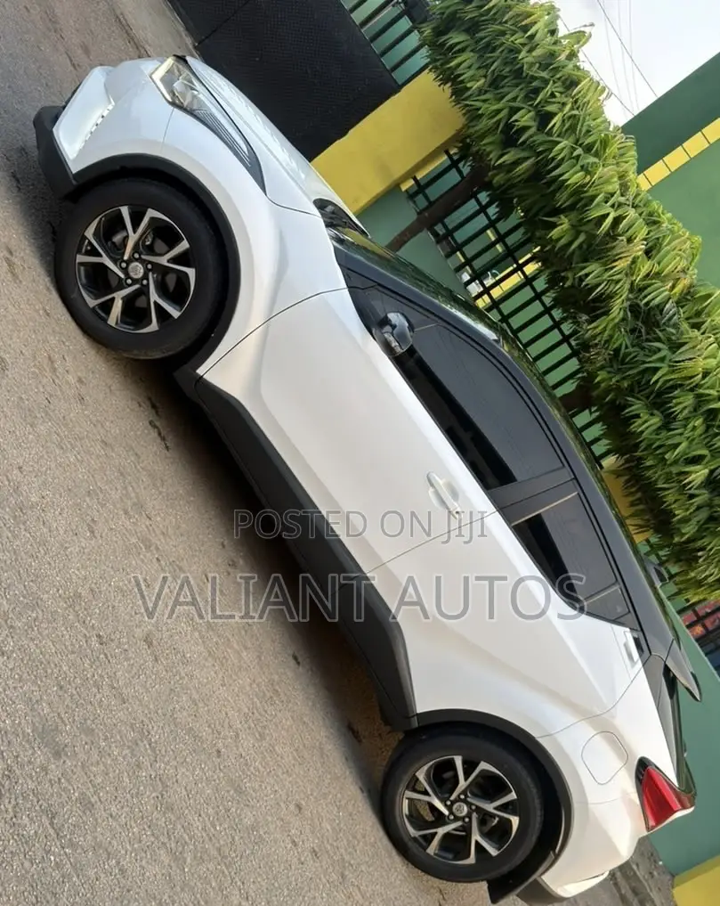Toyota C-HR 2018 White