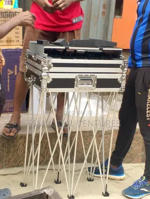 Dj Stand and Dj Box