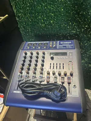 Professional Powered Mixer