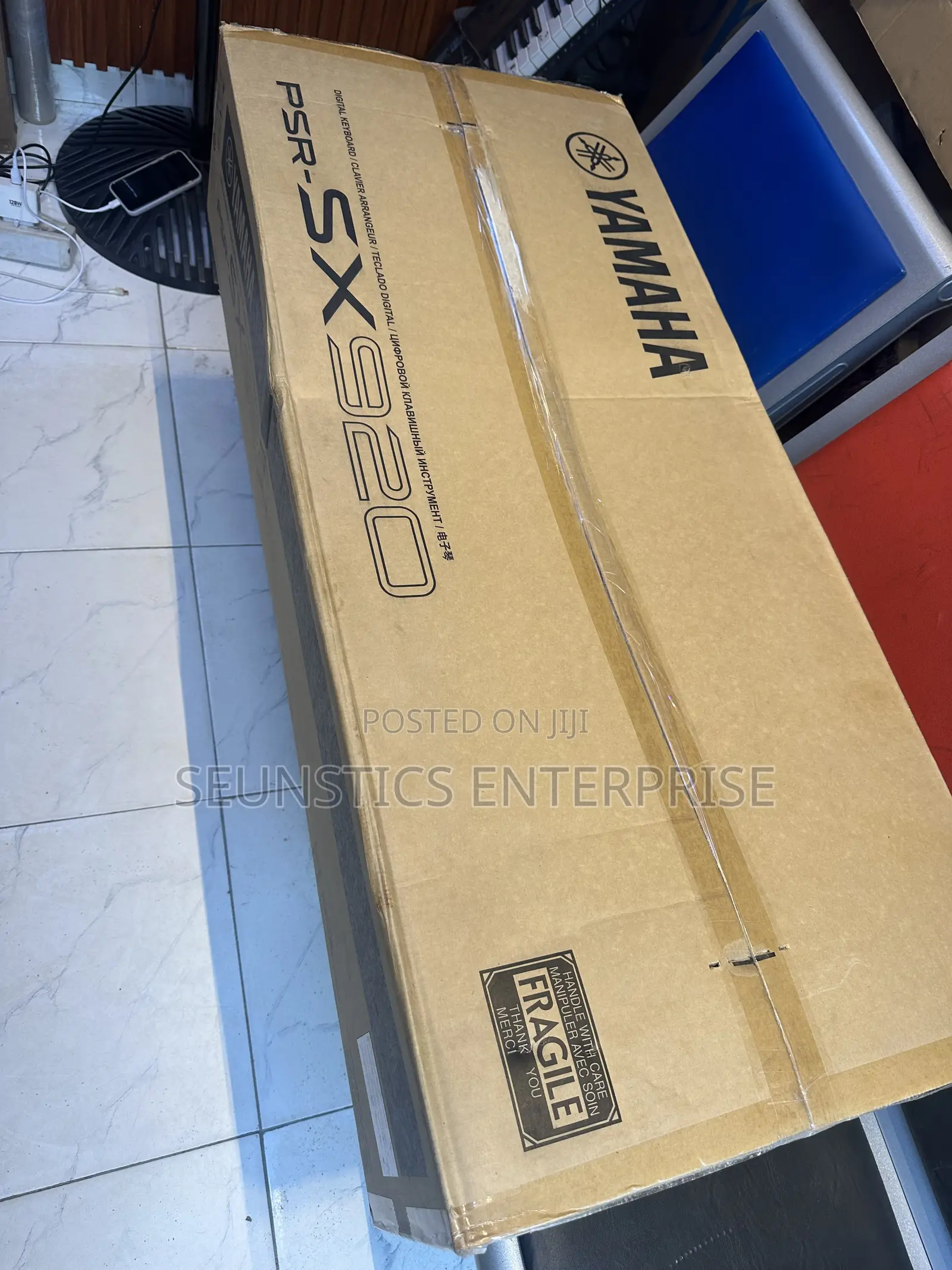 Original Yamaha PSR SX 920 Workstation Keyboard (Piano)