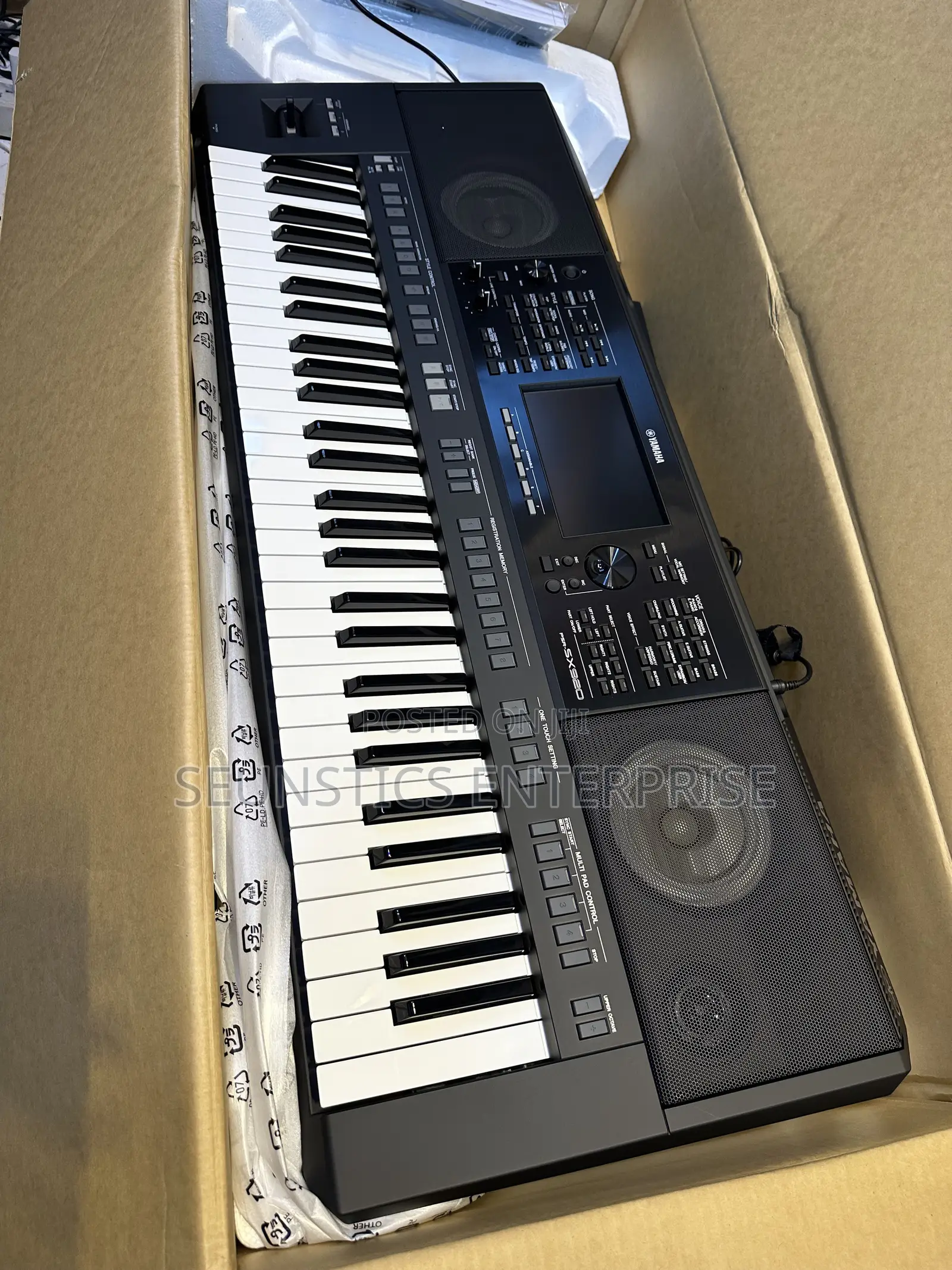Original Yamaha PSR SX 920 Workstation Keyboard (Piano)