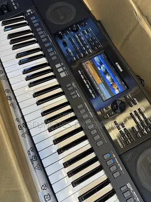 Original Yamaha PSR SX 920 Workstation Keyboard (Piano)