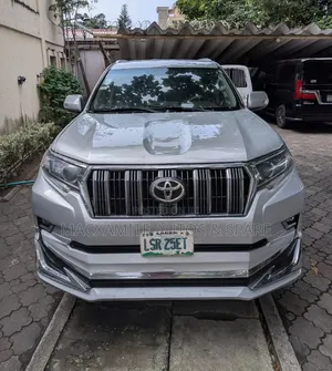 Toyota Land Cruiser Prado 2.7 i 2012 Silver