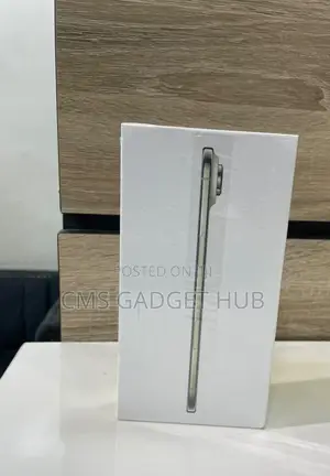 New Apple iPhone Air 256 GB White