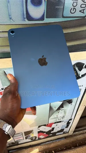 New Apple iPad (2025) 128 GB Blue