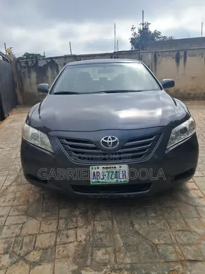 Toyota Camry LE 4dr Sedan (2.4L 4cyl 5A) 2008 Gray