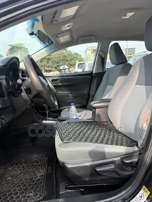 Toyota Corolla 2015 Black