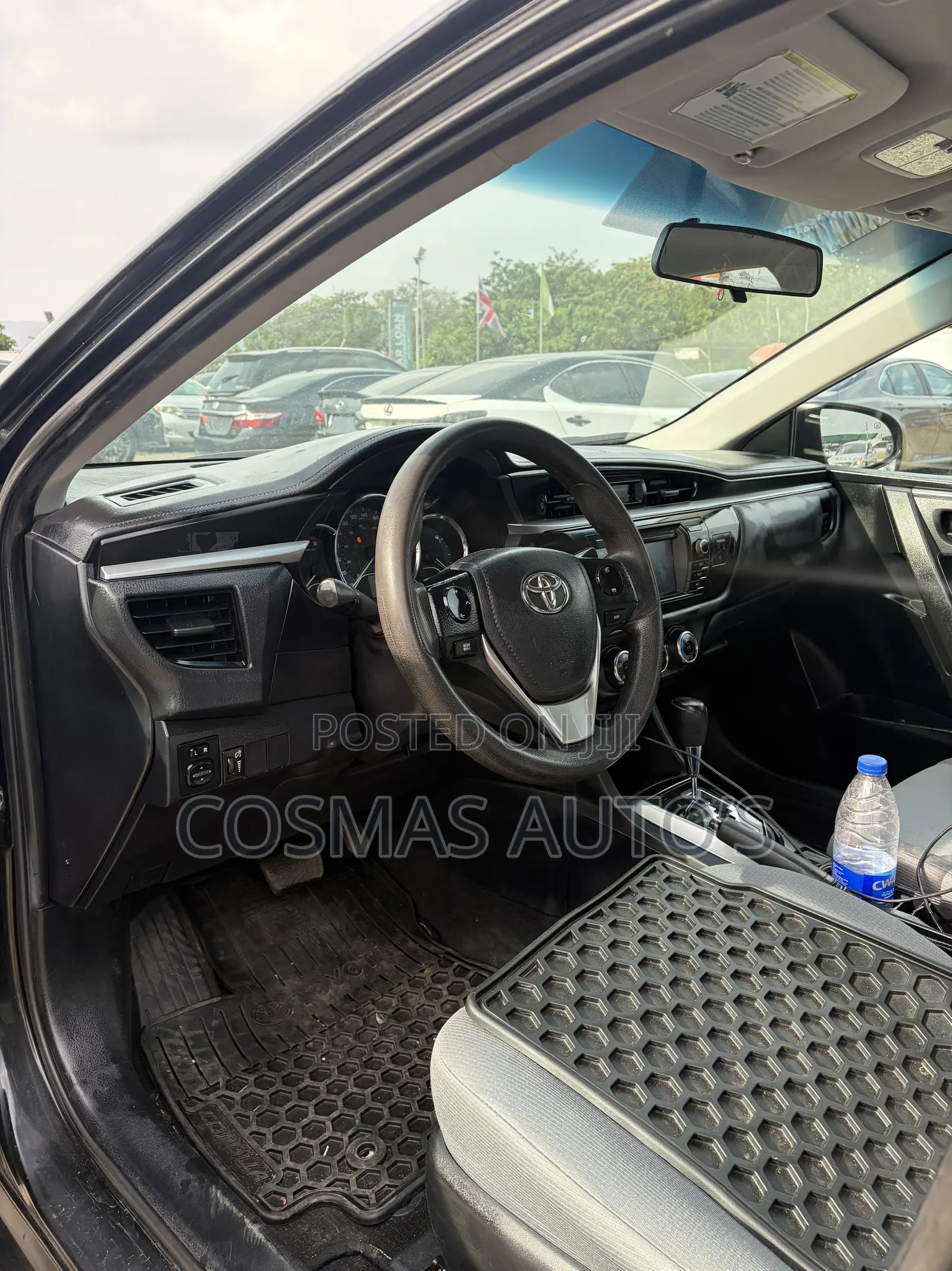 Toyota Corolla 2015 Black