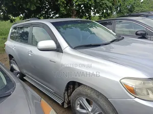 Toyota Highlander 2009 Silver