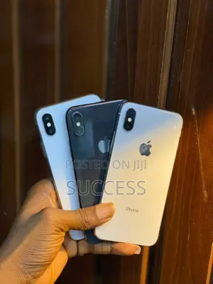 Apple iPhone X 64 GB Silver