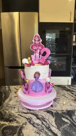 6 Inch 2 Layer Birthday Cake for a Princess