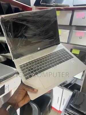 New Laptop HP ProBook 450 G7 8GB Intel Core i5 SSD 256GB