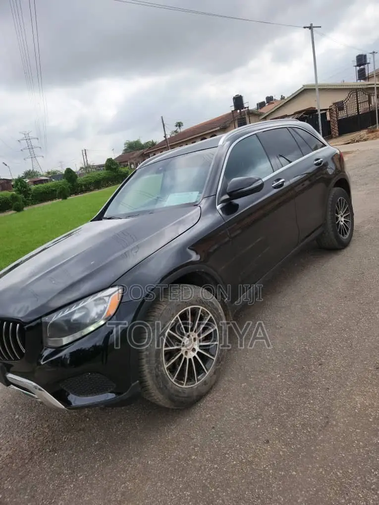 Mercedes-Benz GLC-Class 2017 Black