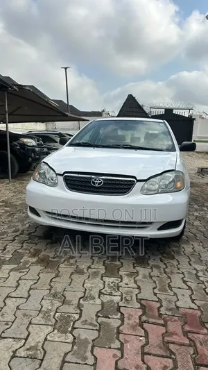 Toyota Corolla CE 2005 White
