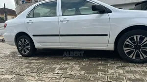 Toyota Corolla CE 2005 White