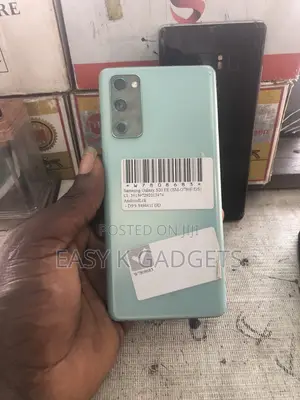 Samsung Galaxy S20 FE 128 GB Green