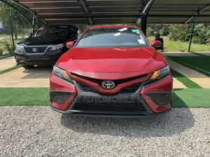 Toyota Camry 2021 Red