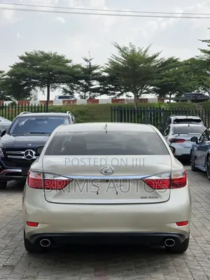 Lexus ES 2015 Gold