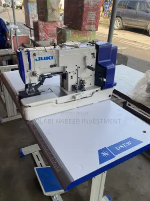 Heavy Duty Industrial Button Hole Machine