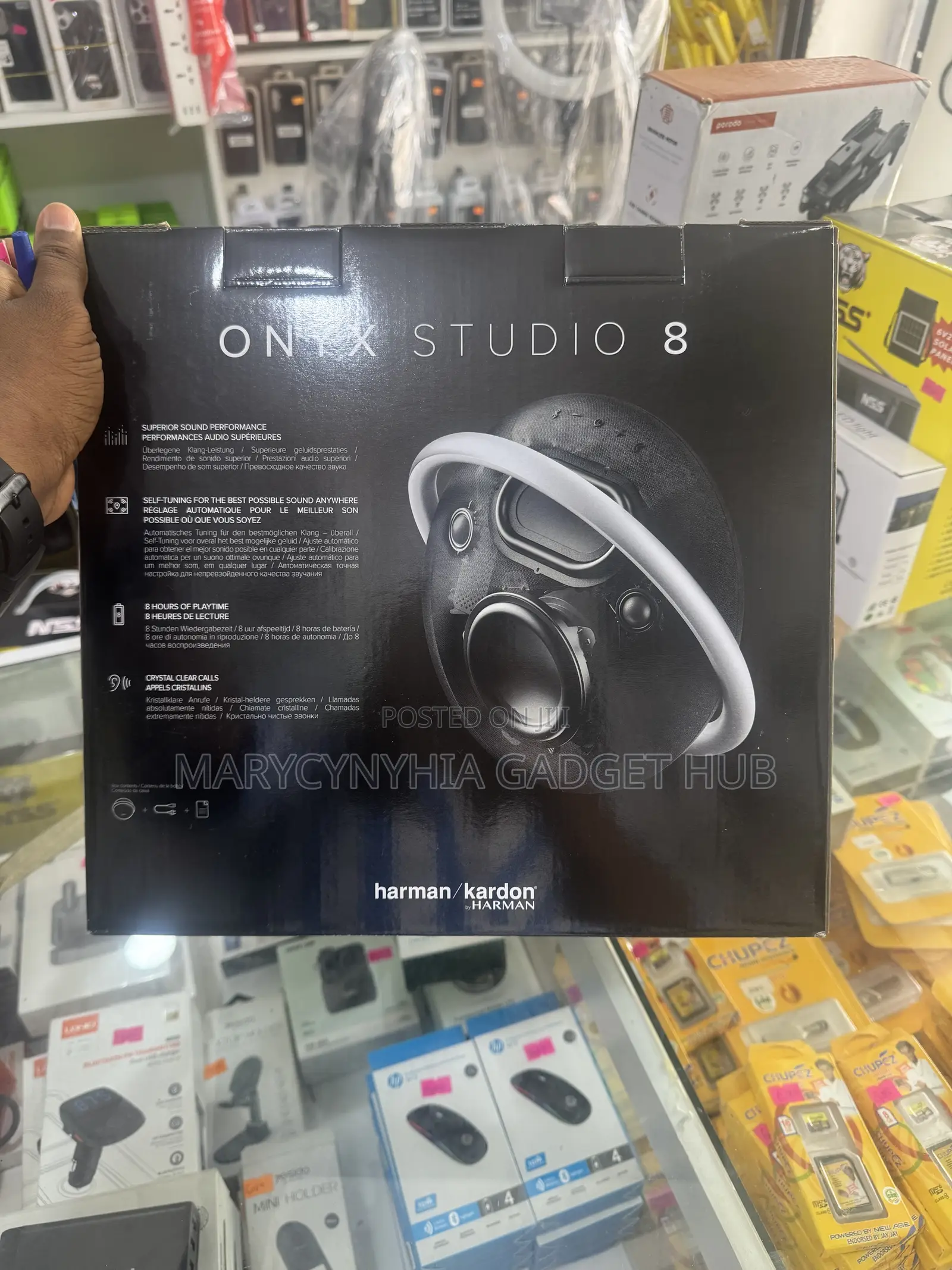 Onyx Studio 8