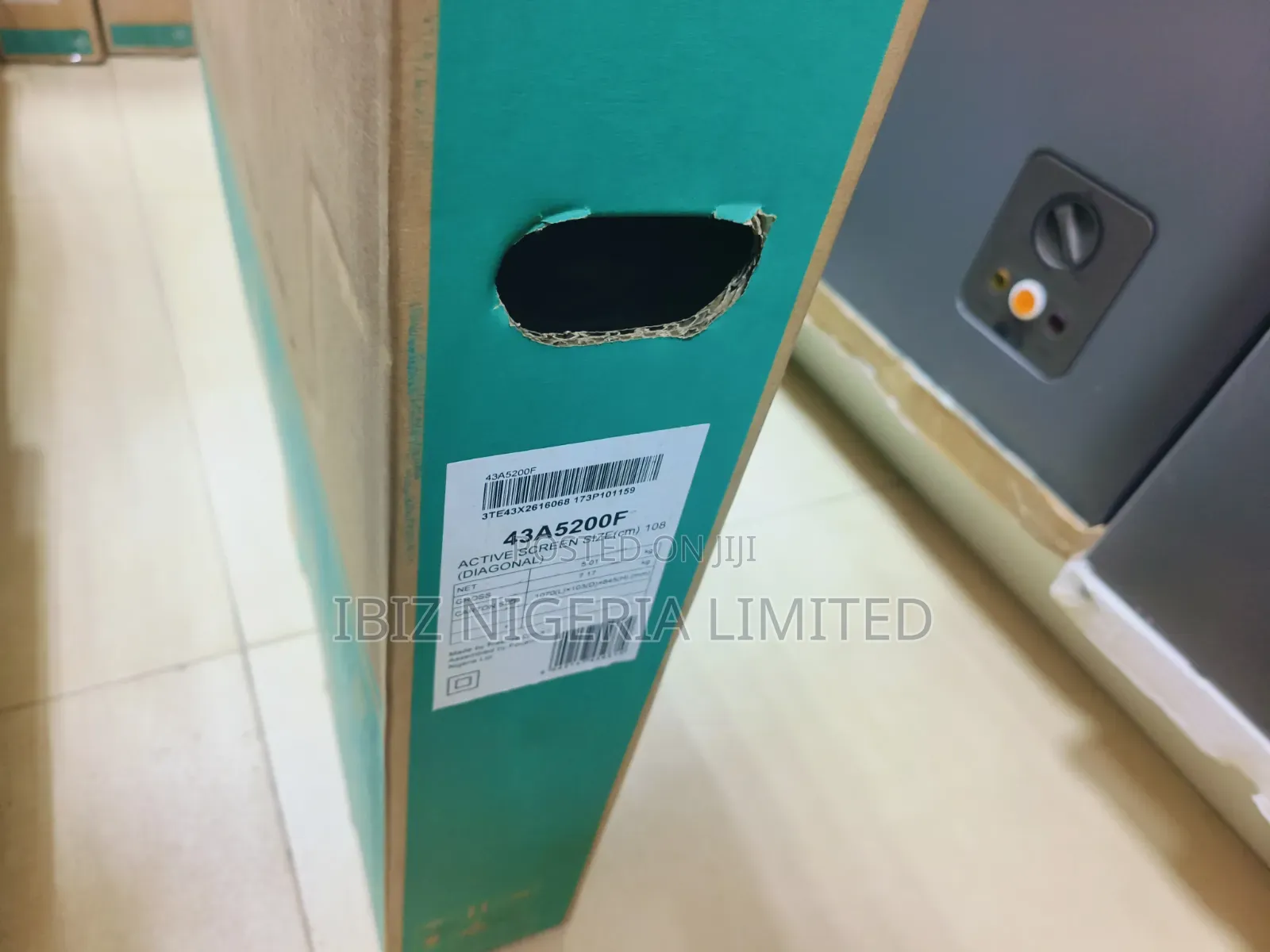 Hisense 43" TV (Non-Smart)