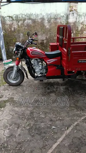 Tricycle 2022 Red