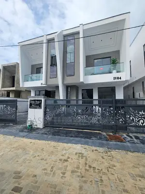 4bdrm Duplex in Lekki for sale