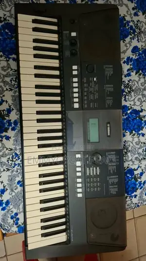 Direct UK Used Yamaha PSR-E423 Keyboard – Super Clean