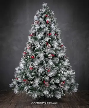 Mistletoe Marvel Christmas Tree. 6ft/7ft