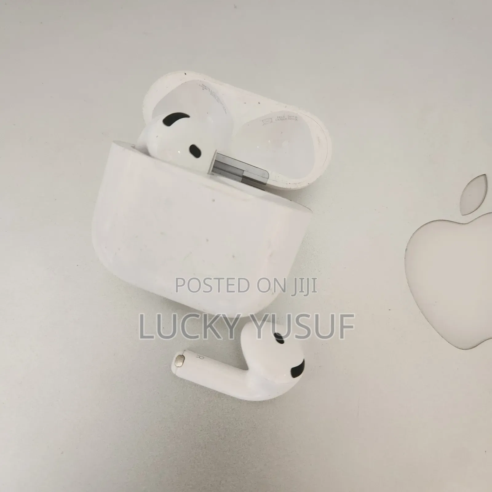 Apple AirPod