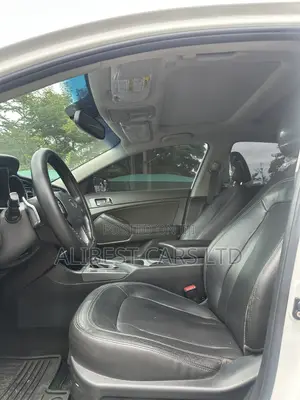 Kia Optima 2012 White