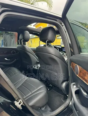 Mercedes-Benz GLC-Class 2017 Black