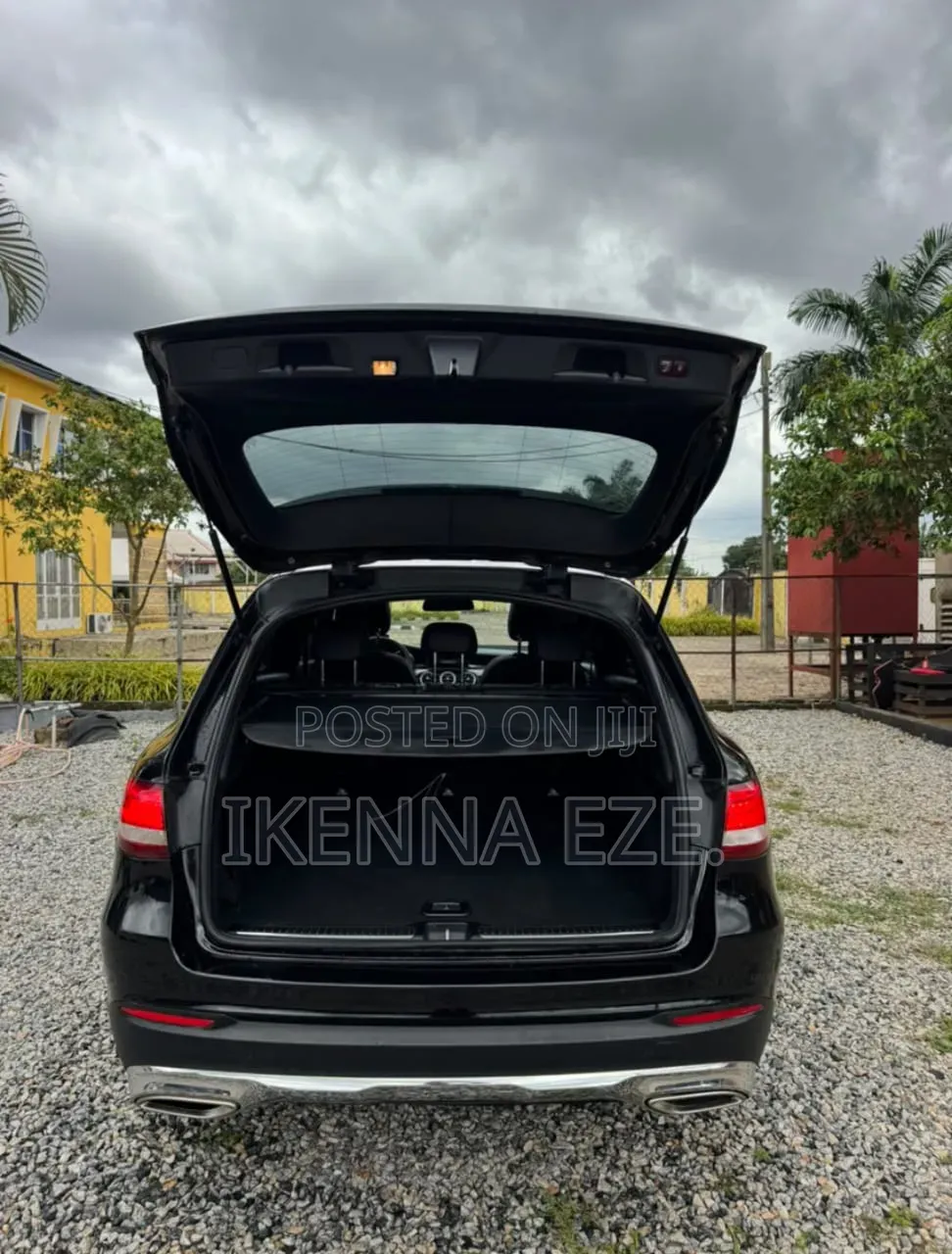 Mercedes-Benz GLC-Class 2017 Black