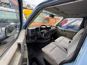 Volkswagen Transporter 2003 Blue