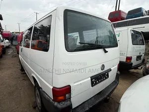 Volkswagen Transporter 2003 White