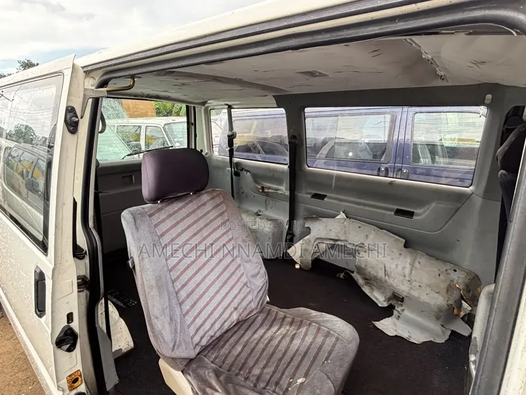 Volkswagen Transporter 2003 White